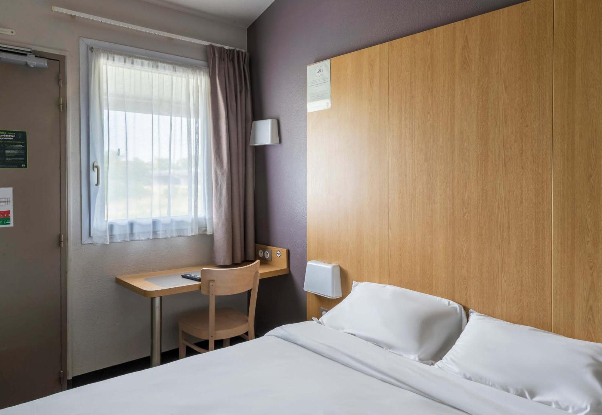 B&B Hotel Troyes Barberey ภายนอก รูปภาพ